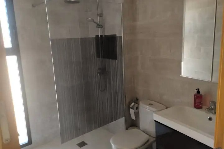 house bathroom 2